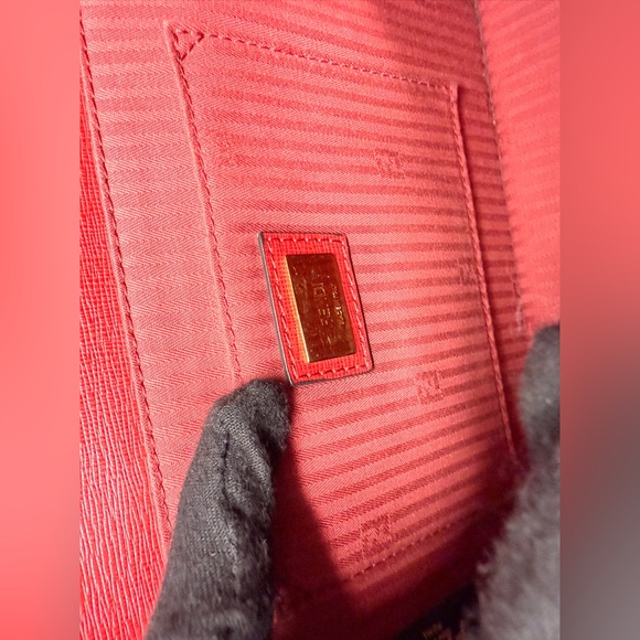 FENDI Demi Jour Red Leather Top Handle Bag - Picture 6 of 16
